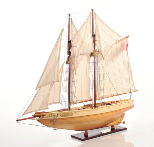 ALDO Creative Arts Collectibles Scale Model Bluenose II Racing Yacht Sailboat Small Wood Model Assembled