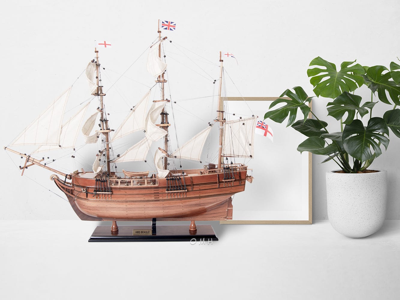 ALDO Creative Arts Collectibles Scale Model L: 32 W: 9 H: 29 Inches / NEW / wood RRS Discovery British National Antarctic Expedition Barque-Rigged Auxiliary Steamship Exclusive Edition Sailboat Wood Model Assembled