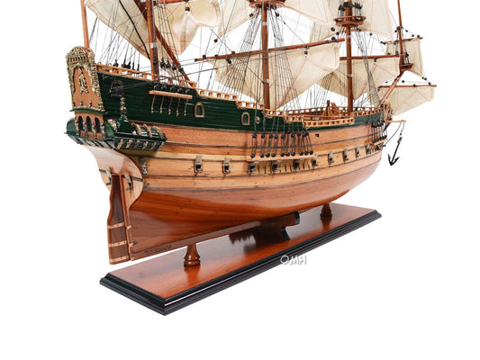 ALDO Creative Arts Collectibles Scale Model L: 37 W: 10.5 H: 29.25 Inches / NEW / wood Botavia Dutch East India Company Ship Exclusive Edition Sailboat Wood Model Assembled