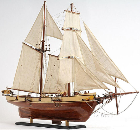ALDO > Hobbies & Creative Arts> Collectibles> Scale Model Harvey Baltimore Clipper Tall Ship Large Wood Model Boat Assembled