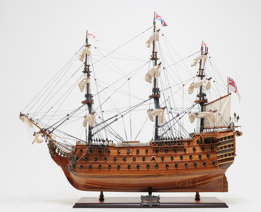 Aldo Hobbies & Creative Arts> Collectibles> Scale Model new / Wood / L: 35.4 W: 13.5 H: 29.5 Inches HMS Victory Midsize EE Tall Ship Wood Model Sailboat Assembled With Display Case Front Open and Glass