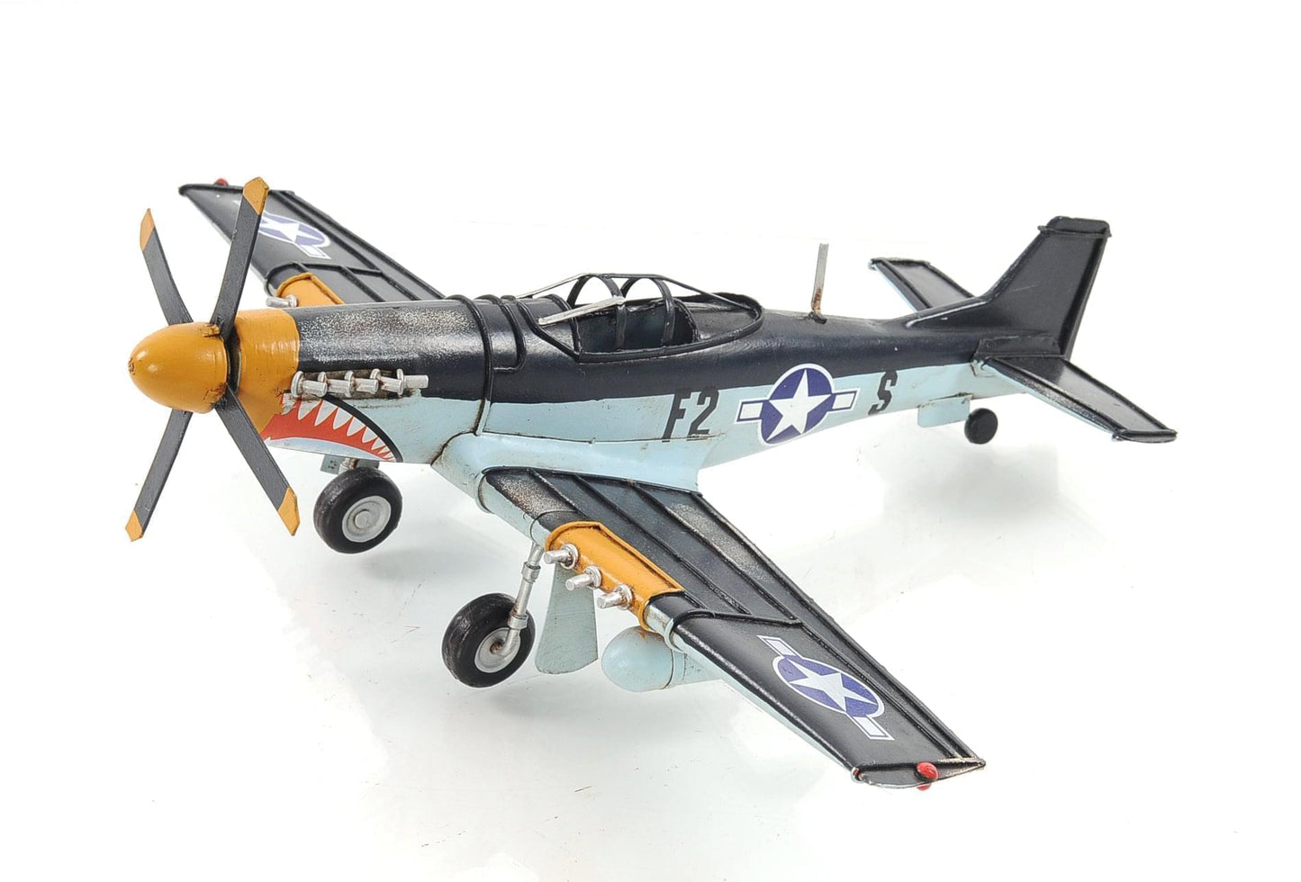 ALDO Creative Arts Collectibles Scale Model Airplane  U.S. Air Force P-51 Mustang WWII Fighter Deck Top Metal Model
