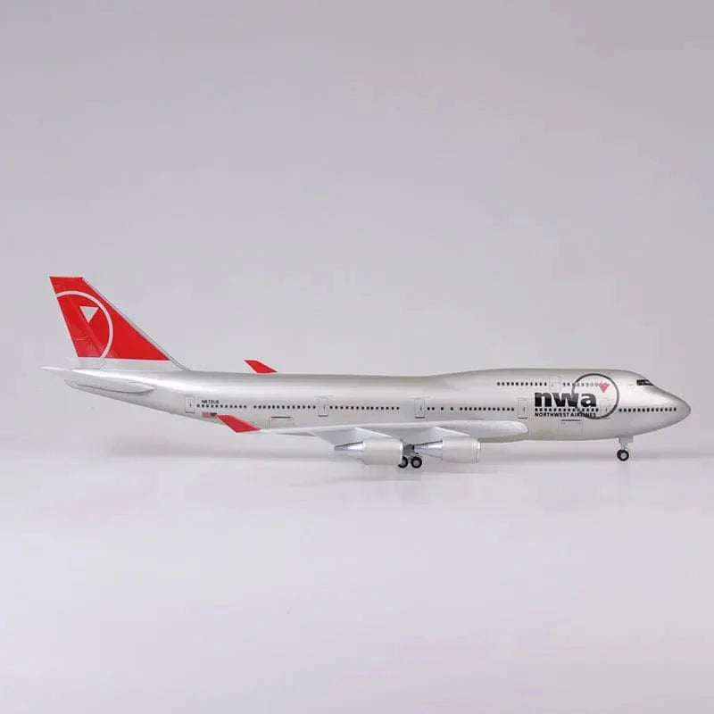ALDO Creative Arts Collectibles Scale Model North West Airlines Boeing 747 B747  Model Aircraft With Landing Gears and LED Lights