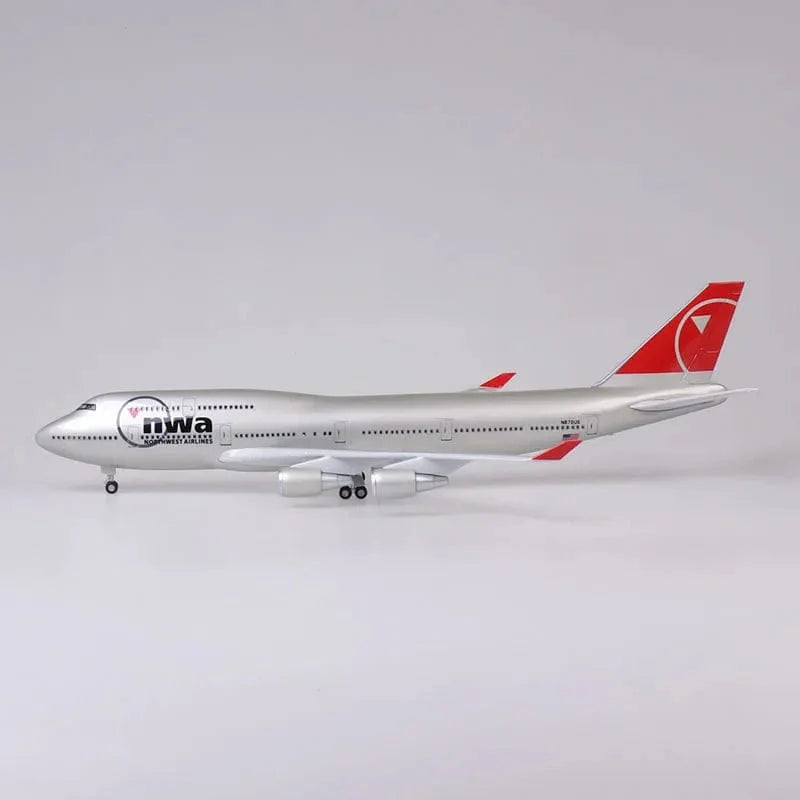 ALDO Creative Arts Collectibles Scale Model North West Airlines Boeing 747 B747  Model Aircraft With Landing Gears and LED Lights
