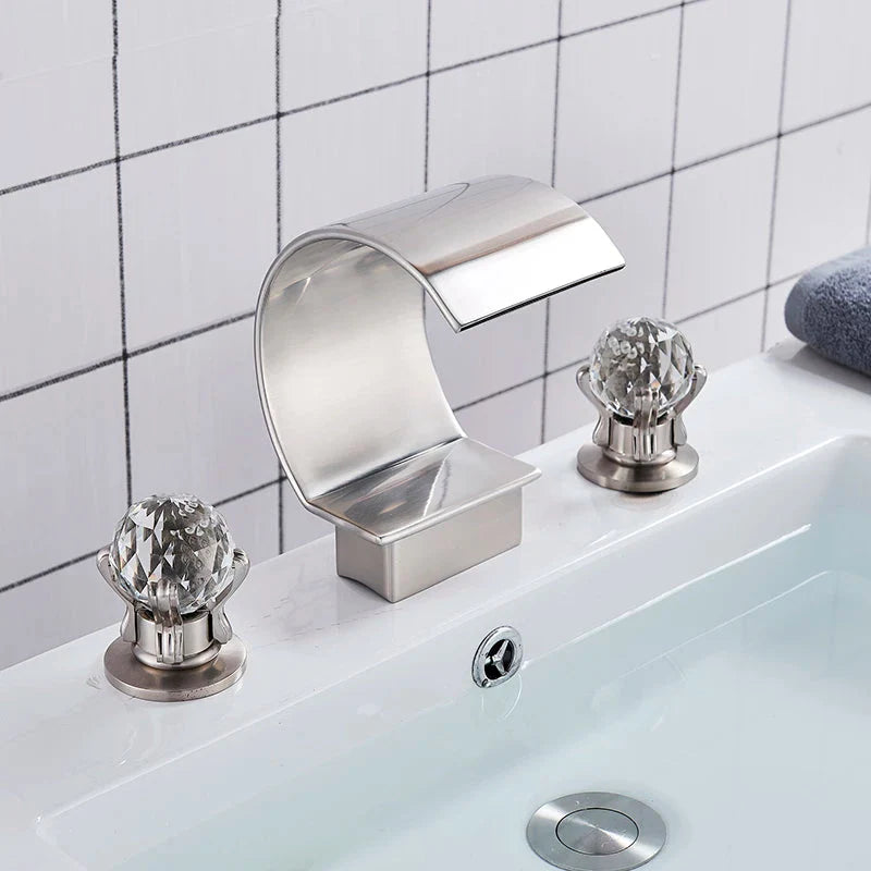 ALDO Hardware>Plumbing Fixtures New   Bathroom Basin Rainfall Faucet Brass Chrome / Brass and ABS / Black Chrome and  Gold Luxury Retro European Style Bathroom Basin Faucet Brass Deck Mounted Double Handles Cold and Hot Waterfall