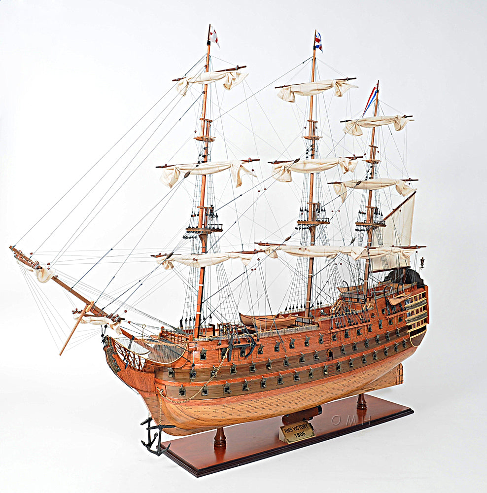 Aldo Hobbies & Creative Arts> Collectibles> Scale Model HMS Victory Xtract Large Tallship Wood Model Sailboat Assembled  With Display Case XL No Glass