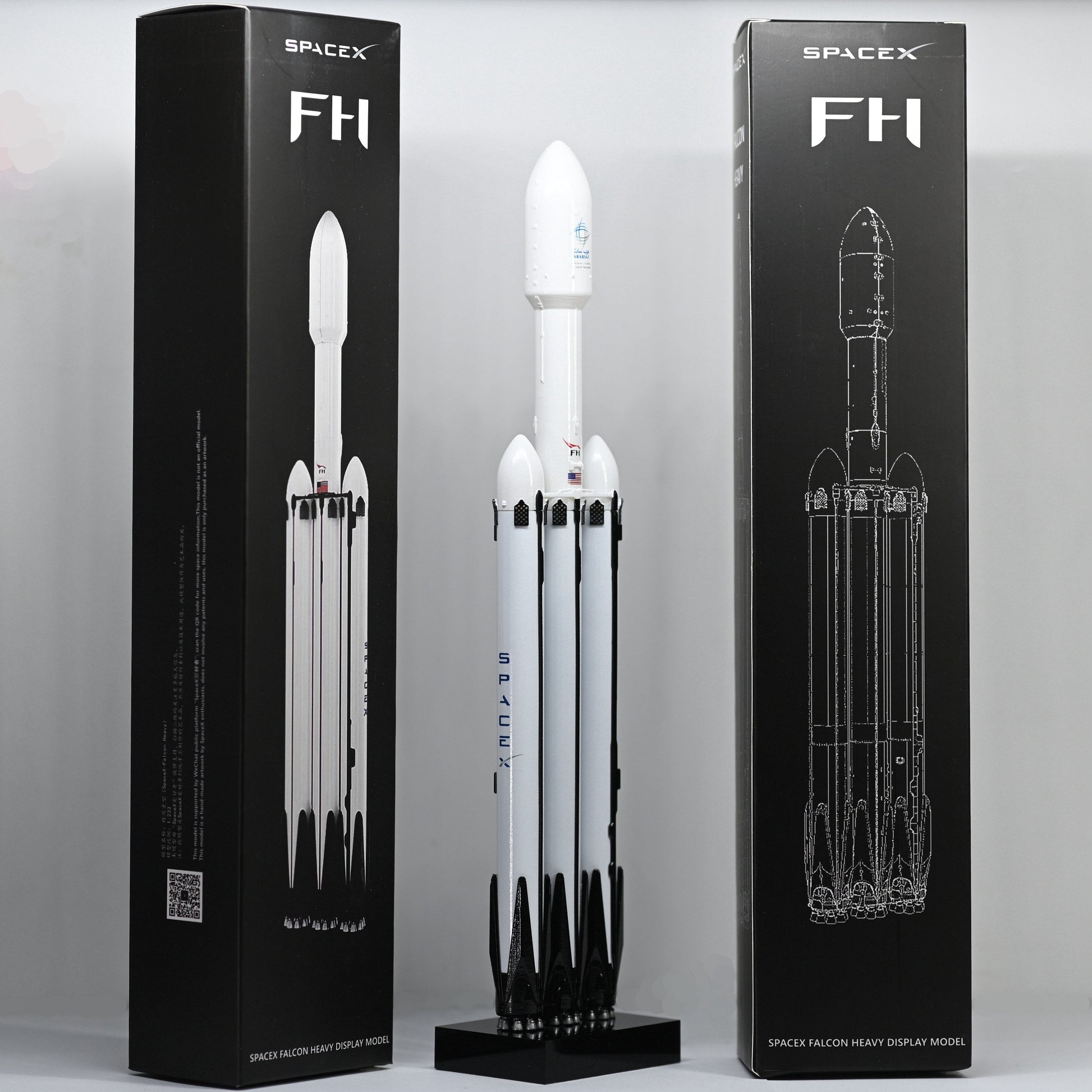 ALDO > Hobbies & Creative Arts> Collectibles> Scale Model NASA Space X Model Rocket Falcon Super Heavy Spacecraft Model Desk Top Display.