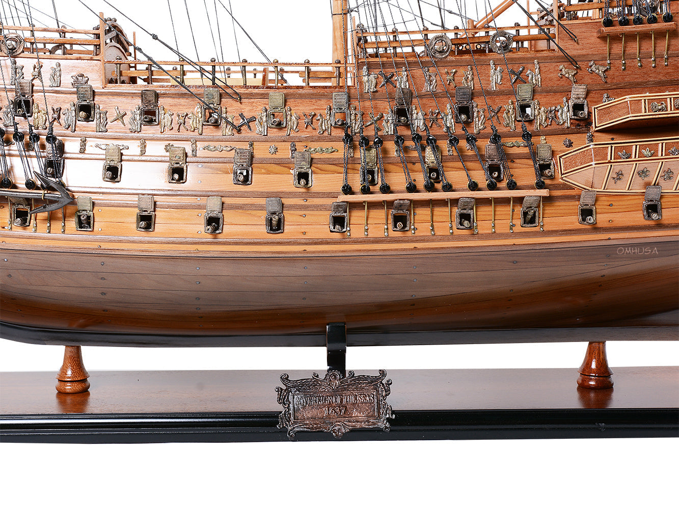 Aldo Hobbies & Creative Arts> Collectibles> Scale Model New / Wood / L: 35 W: 11.5 H: 32.5 Inches HMS Sovereign Of The Seas British Royal Navy Tall Ship Large E.E.  Wood Model Sailboat No Sales Assembled