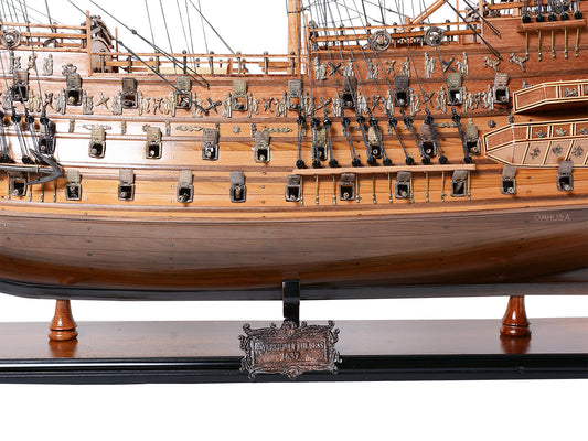 Aldo Hobbies & Creative Arts> Collectibles> Scale Model new / Wood / L: 35 W: 11.5 H: 32.5 Inches HMS Sovereign Of The Seas Tall Ship Small  Wood Model Sailboat No Sails Assembled