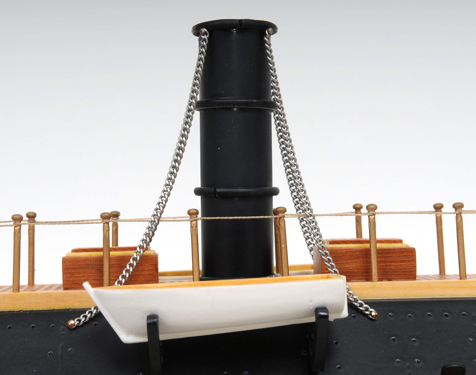 ALDO Hobbies & Creative Arts > Collectibles > Scale Models L: 38.5 W: 9.5 H: 16 Inches / NEW / wood C.S.S. Virginia Ironclad Steam Powered Ship Exclusive Edition Wood Model  Assembled with Display Case