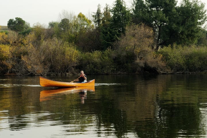 ALDO Kayaking, Canoeing & Rafting>Canoes L: 187.5 W: 31.5 H: 24 Inches / NEW / wood Real High Quality Canadian Cedar Canoe With Ribs 16 feet