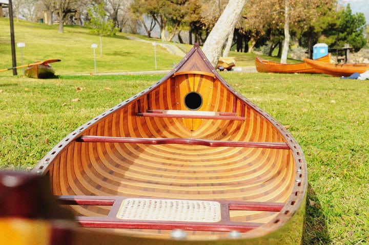 ALDO Kayaking, Canoeing & Rafting>Canoes L: 187.5 W: 31.5 H: 24 Inches / NEW / wood Real High Quality Canadian Cedar Canoe With Ribs 16 feet